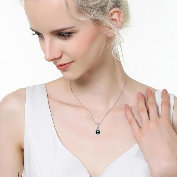 9-10mm Tahitian Pearl Necklace, Sterling Silver, Moissanite, 18+2" - Picture 7 of 8